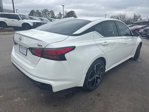 New 2026 Nissan Altima 2.5 SR image 8