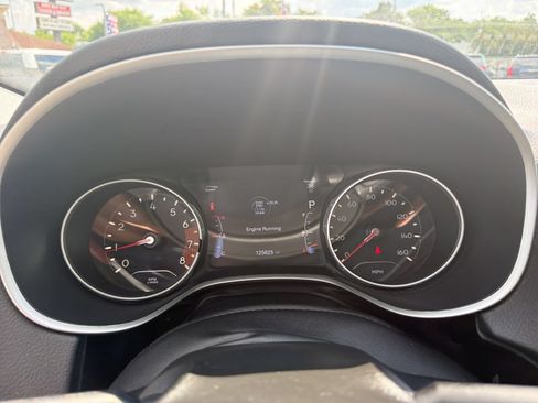 Used 2020 Jeep Compass Limited FWD image 33