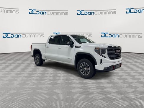 Used 2025 GMC Sierra 1500 AT4 AWD/4WD image 2
