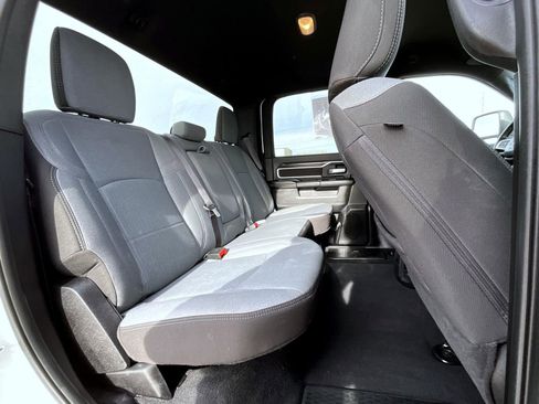 Used 2024 RAM 2500 Big Horn image 18