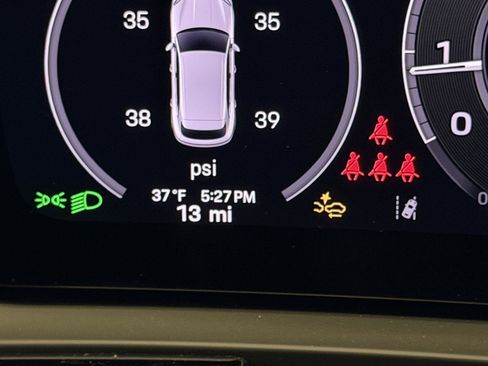 New 2026 Porsche Cayenne image 22