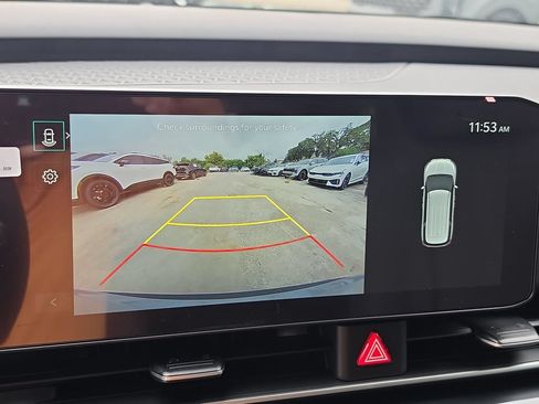 New 2027 Kia Carnival LX FWD image 25