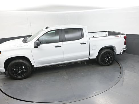 Used 2026 Chevrolet Silverado 1500 Custom AWD/4WD image 30