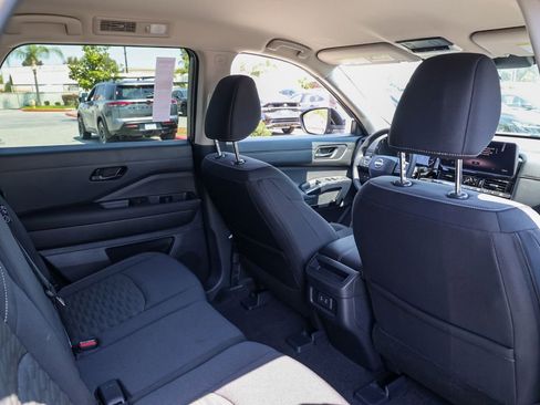 New 2026 Nissan Pathfinder SV FWD image 17