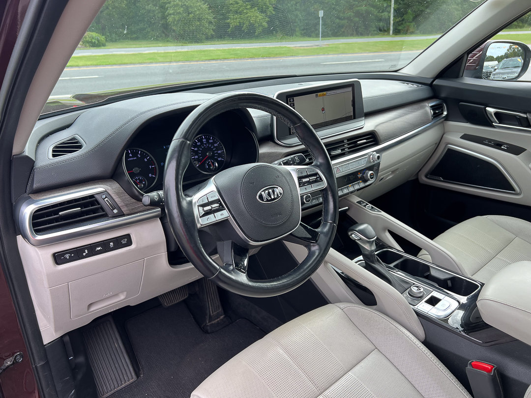 Used 2020 Kia Telluride EX w/ EX Premium Package AWD/4WD image 22