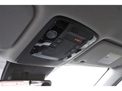 Certified 2024 Kia Carnival LX image 25