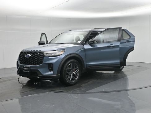 New 2026 Ford Explorer ST-Line image 30