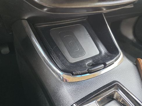 Used 2018 Toyota Avalon Limited image 65