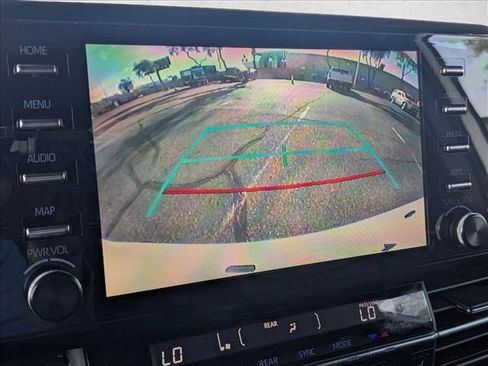 Used 2023 Toyota Sienna XSE image 14