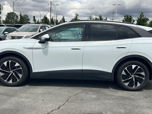 Used 2021 Volkswagen ID.4 Pro S RWD image 8