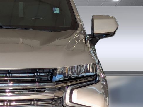 Used 2022 Chevrolet Tahoe RST w/ Sport Performance Package image 11