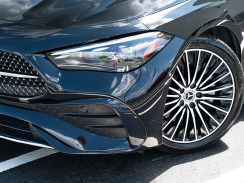 Used 2024 Mercedes-Benz CLE 300 4MATIC Cabriolet image 3