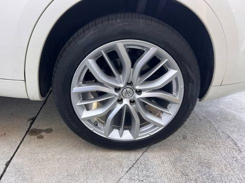 Used 2019 Maserati Levante S GranLusso AWD/4WD image 37