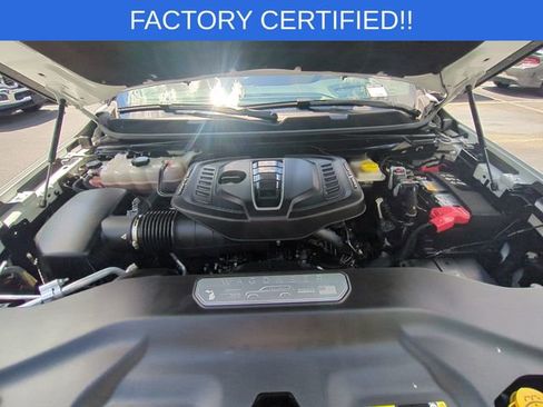 Certified 2025 Jeep Grand Wagoneer Series III w/ Rear Seat Video Group 1 AWD/4WD image 41
