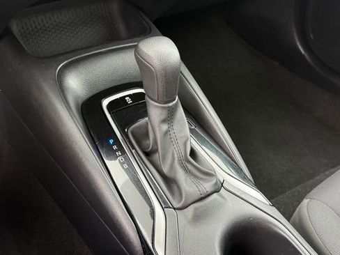 Used 2024 Toyota Corolla LE FWD image 17