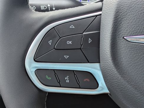 New 2026 Chrysler Pacifica Select FWD image 23