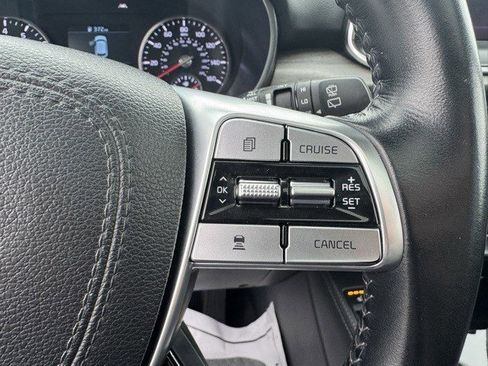 Used 2022 Kia Telluride EX image 17