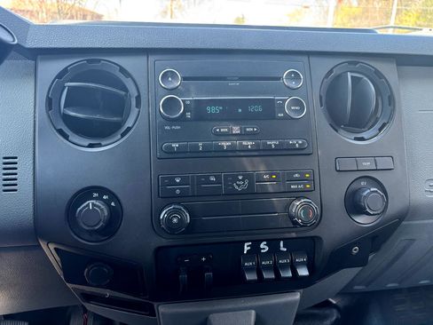 Used 2016 Ford F550 4x4 Crew Cab Super Duty image 50