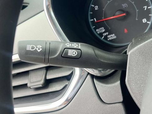 Used 2023 Chevrolet Equinox LS FWD image 23
