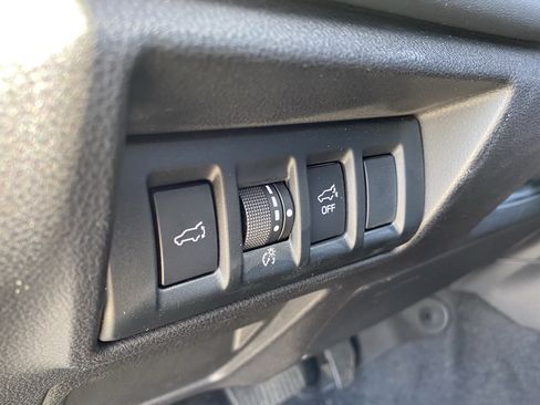Used 2021 Subaru Outback Limited AWD/4WD image 23