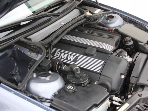 Used 2004 BMW 325Ci Convertible RWD image 36