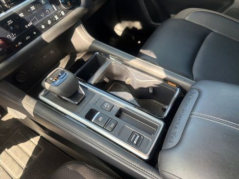 Certified 2024 Nissan Pathfinder SL w/ SL Premium Package image 42