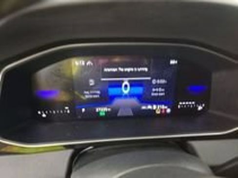 Used 2025 Volkswagen Jetta Sport FWD image 19