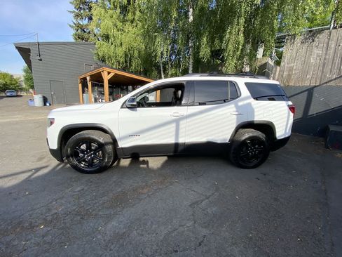 Used 2021 GMC Acadia AT4 w/ Trailering Package AWD/4WD image 3
