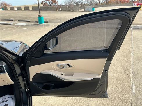 Used 2020 BMW 330i Sedan w/ Premium Package image 36