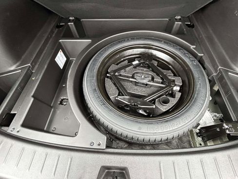 Used 2024 Chevrolet Blazer LT w/ Convenience Package image 16