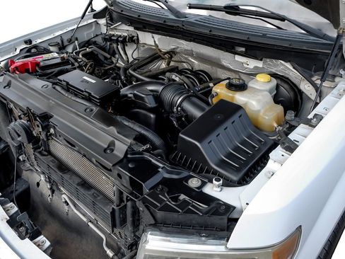 Used 2014 Ford F150 XLT w/ Equipment Group 302A Luxury image 53