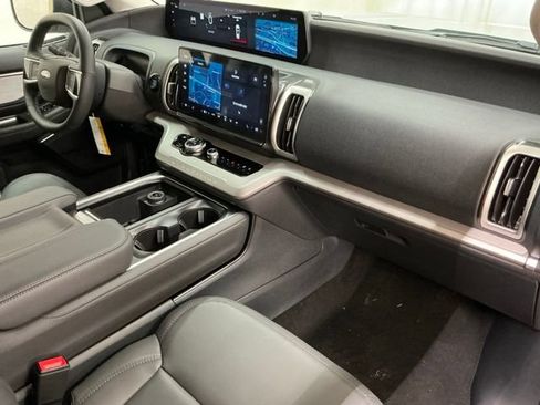 New 2026 Ford Expedition Max Active AWD/4WD image 22