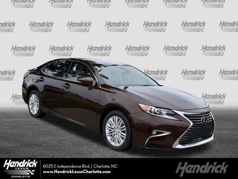Used 2016 Lexus ES 350 w/ Premium Package w/Wood Trim FWD image 1
