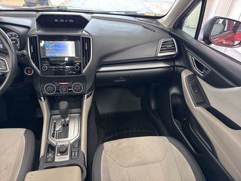 Used 2022 Subaru Forester Premium AWD/4WD image 48