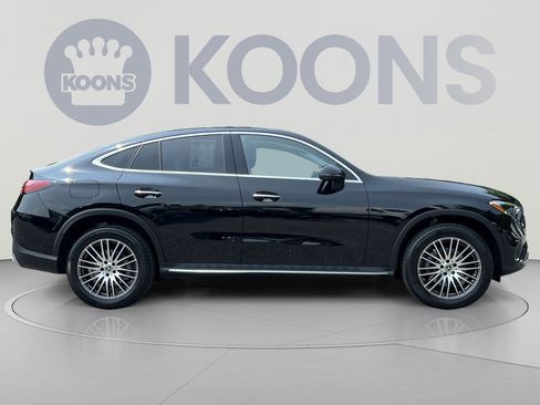 Used 2025 Mercedes-Benz GLC 300 4MATIC image 12