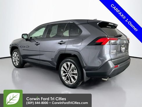 Used 2025 Toyota RAV4 LE AWD/4WD image 11