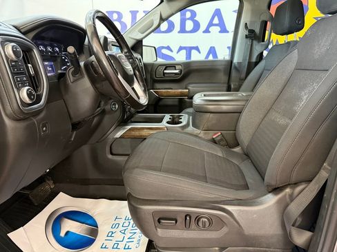 Used 2020 GMC Sierra 1500 Elevation w/ Elevation Value Package image 8