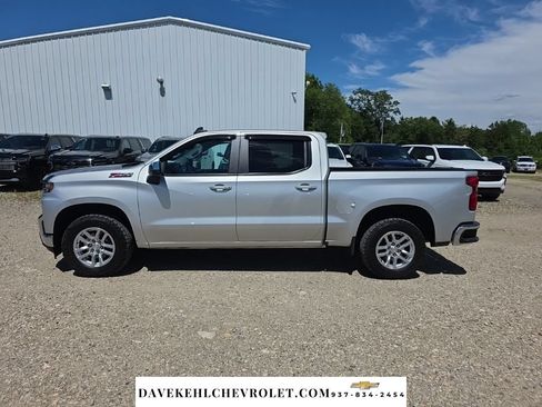 Used 2019 Chevrolet Silverado 1500 LT w/ All-Star Edition AWD/4WD image 2