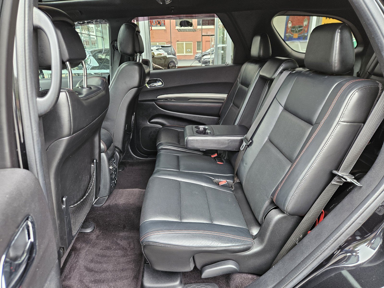 Used 2016 Dodge Durango R/T w/ Blacktop Package AWD/4WD image 4
