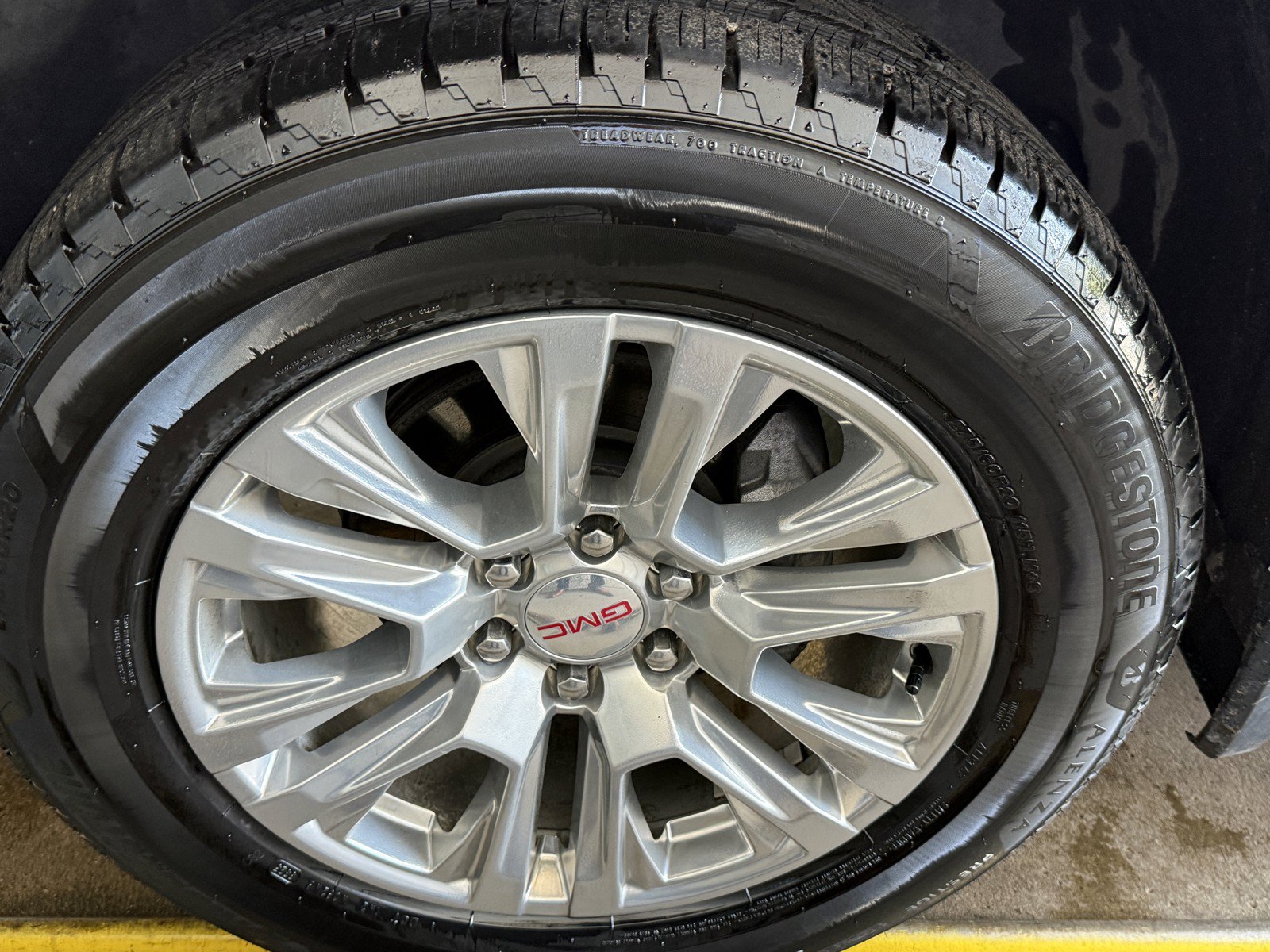 Used 2024 GMC Sierra 1500 Denali w/ Technology Package AWD/4WD image 29