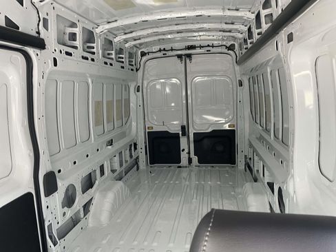 New 2026 Ford Transit 250 148 High Roof Extended RWD image 9