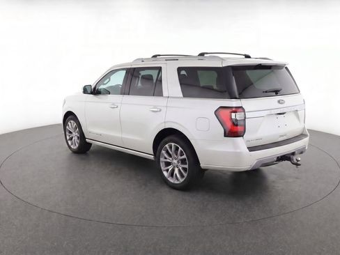 Used 2019 Ford Expedition Max Platinum RWD image 5