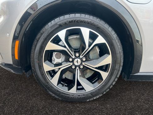 Used 2021 Ford Mustang Mach-E Premium image 14