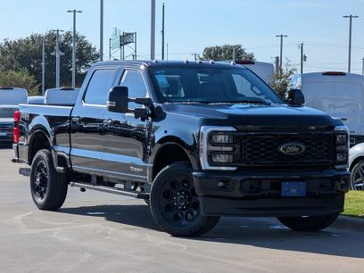 New 2026 Ford F250 Lariat w/ Black Appearance Package