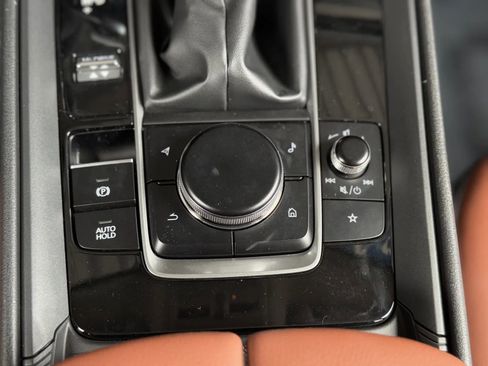 Used 2024 MAZDA CX-50 Meridian Edition w/ Apex Package image 36