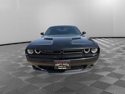 Used 2017 Dodge Challenger SXT w/ Sound Group image 8