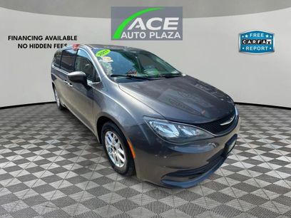 Used 2017 Chrysler Pacifica Touring