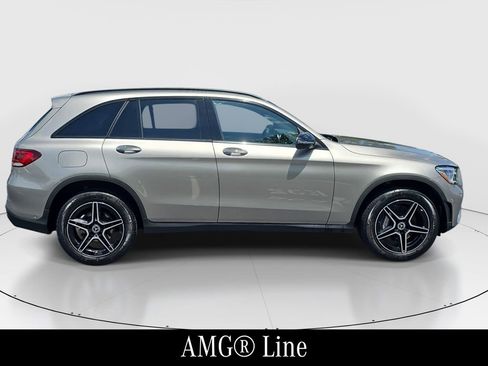 Certified 2022 Mercedes-Benz GLC 300 4MATIC image 4