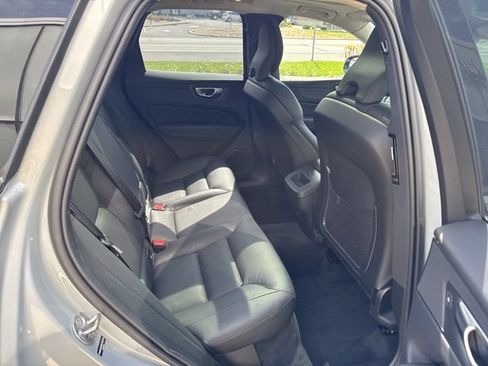 Certified 2025 Volvo XC60 B5 Plus AWD/4WD image 11