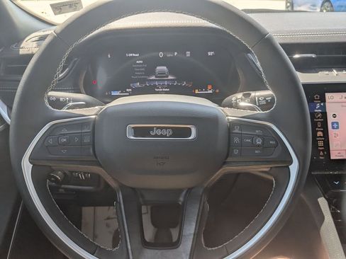 New 2026 Jeep Grand Cherokee Limited AWD/4WD image 22